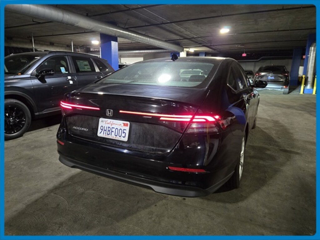 Used 2023 Honda Accord LX Sedan