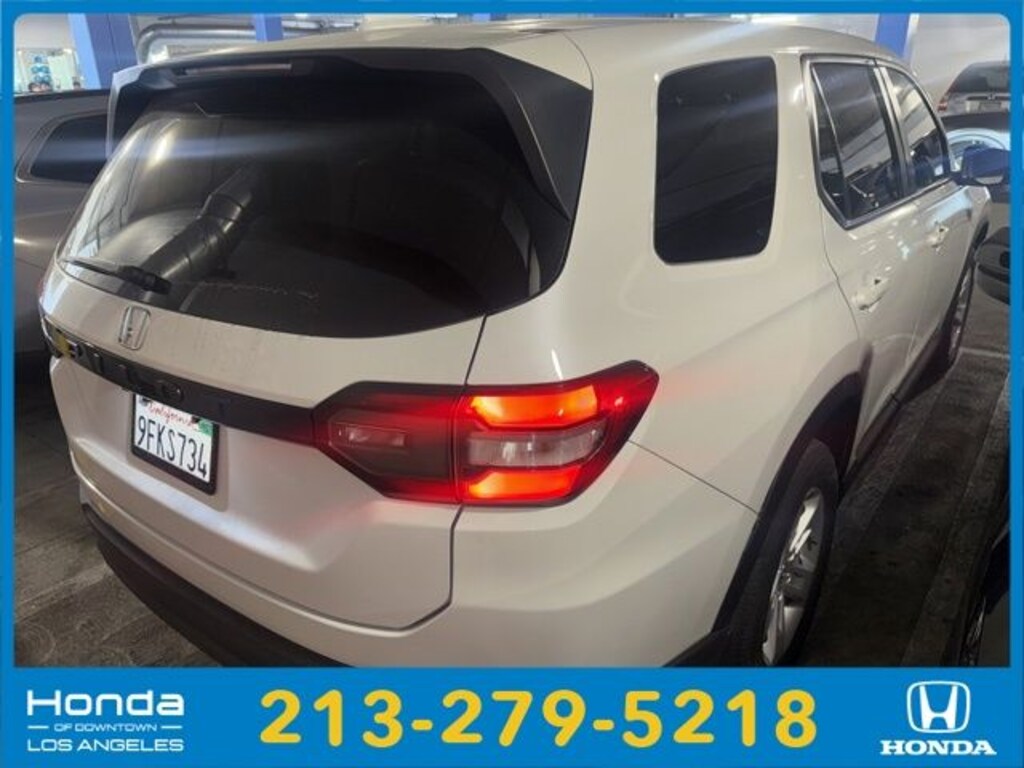 Used 2023 Honda Pilot LX SUV
