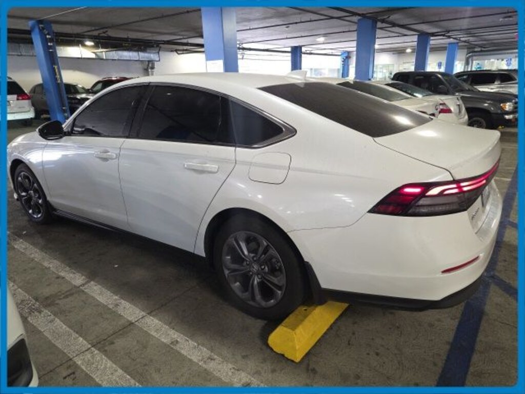 Used 2023 Honda Accord EX Sedan