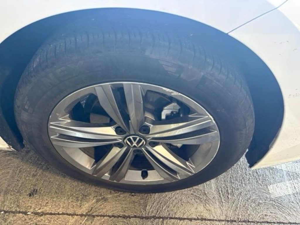 Used 2023 Volkswagen Jetta 1.5T SE Sedan