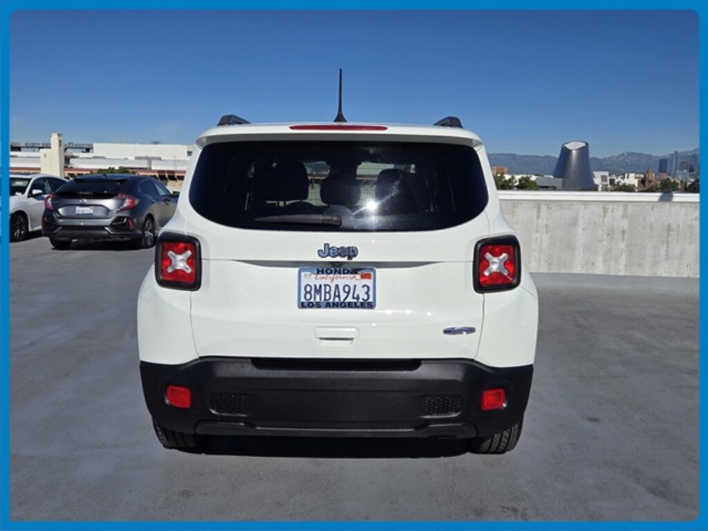 Used 2019 Jeep Renegade Latitude FWD SUV