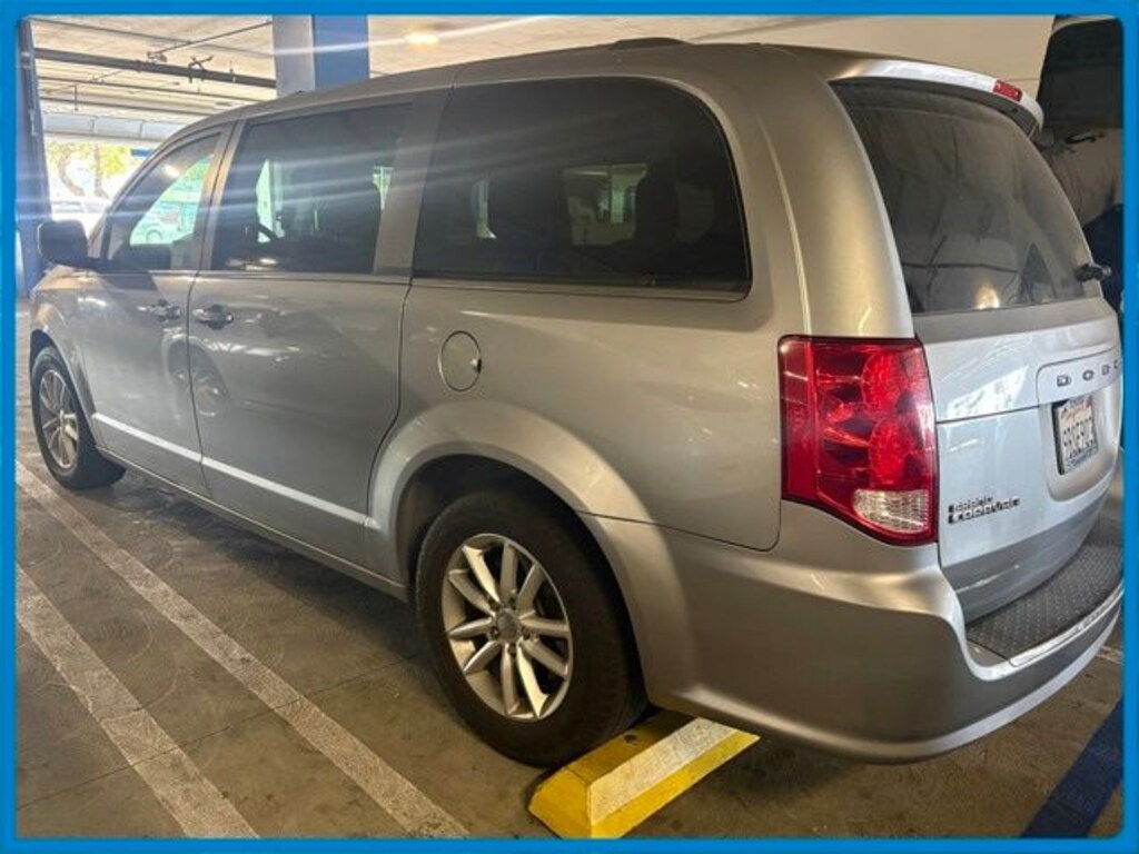 Used 2020 Dodge Grand Caravan SXT Van Passenger Van