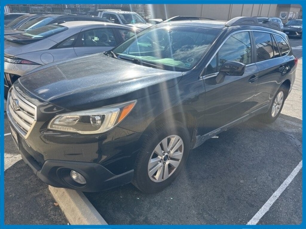 Used 2015 Subaru Outback 2.5i Premium w/ Moonroof/Power Rear Gate SUV