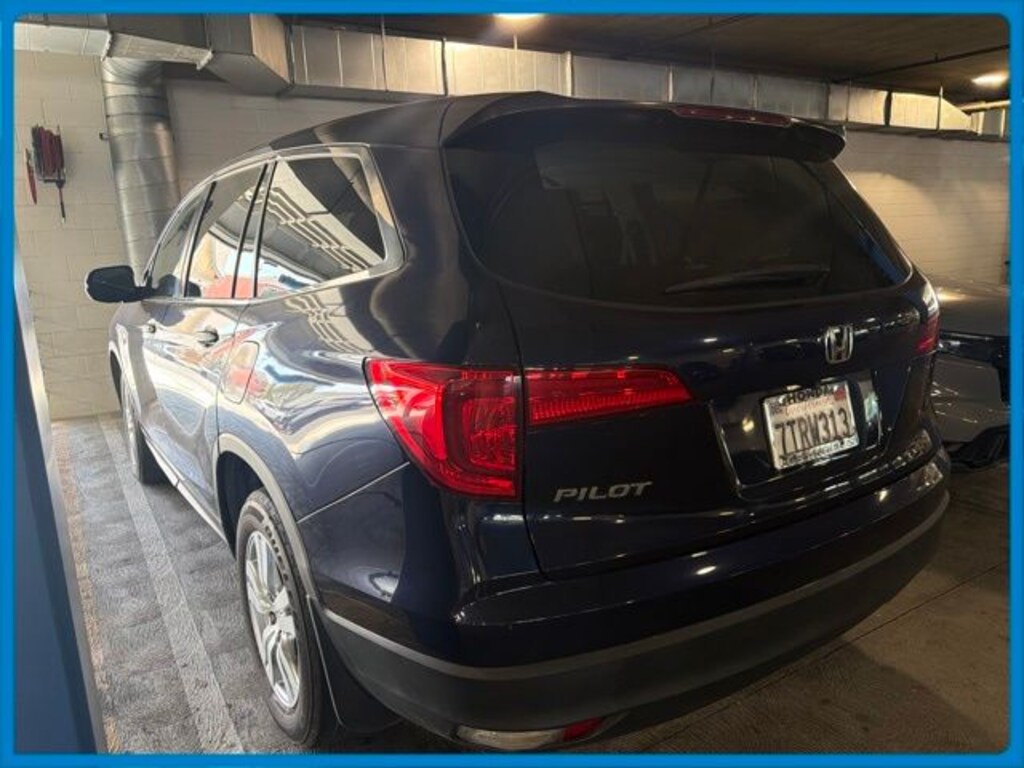 Certified 2017 Honda Pilot LX FWD SUV