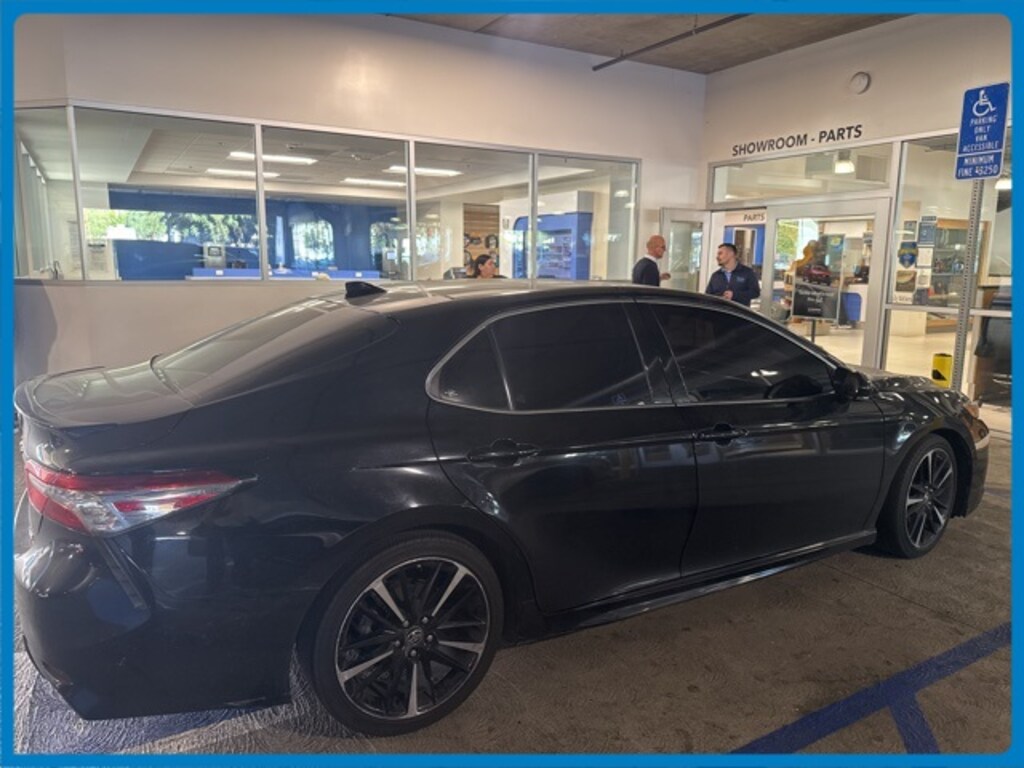 Used 2018 Toyota Camry XSE V6 Sedan