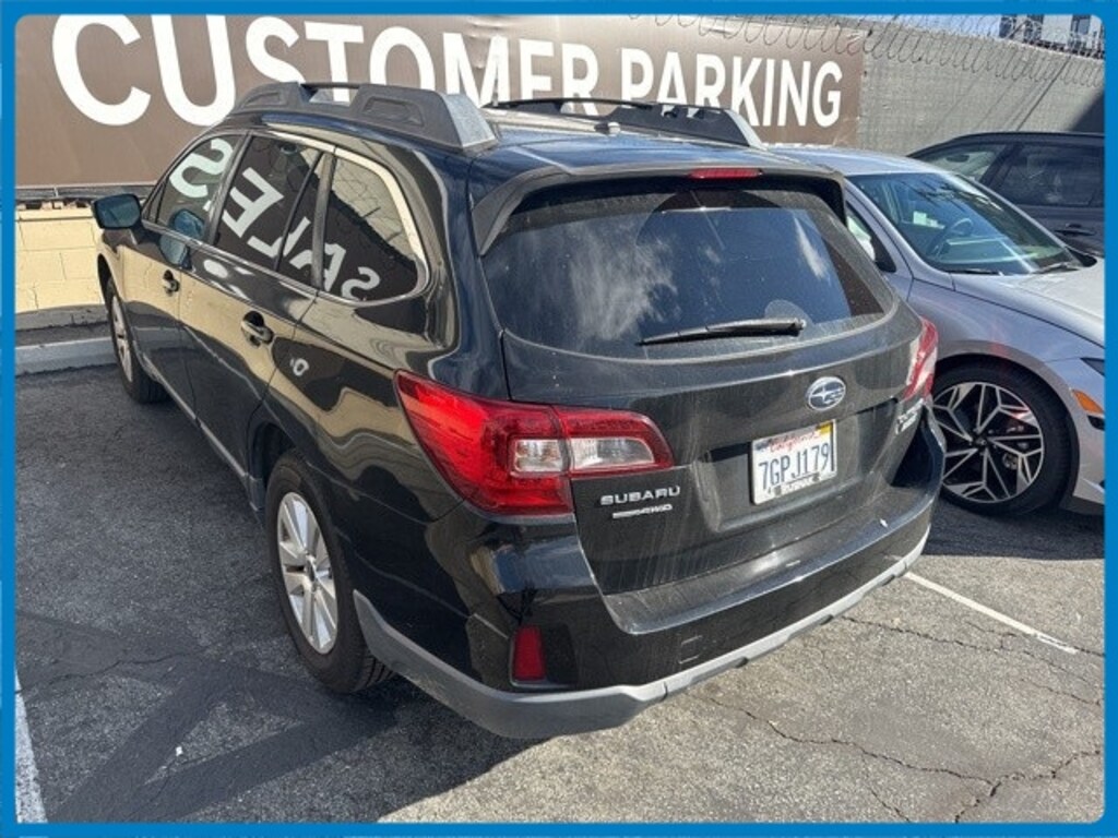Used 2015 Subaru Outback 2.5i Premium w/ Moonroof/Power Rear Gate SUV