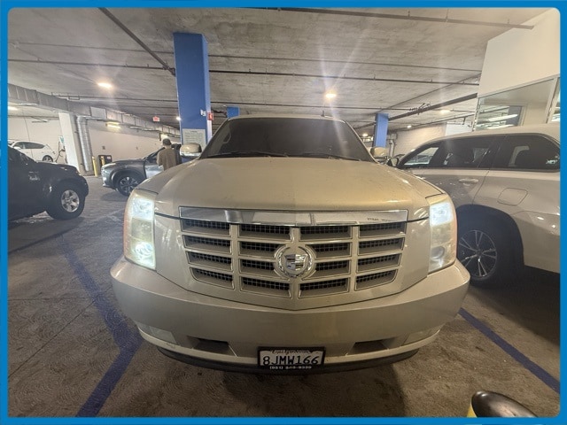 Used 2007 Cadillac Escalade Base with VIN 1GYFK63877R173720 for sale in Wichita, KS