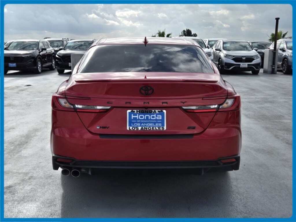 Used 2025 Toyota Camry SE Sedan