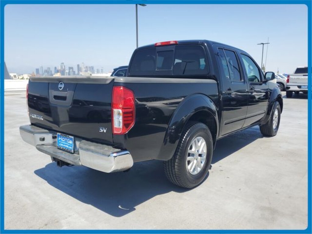 Used 2016 Nissan Frontier SV Truck Crew Cab