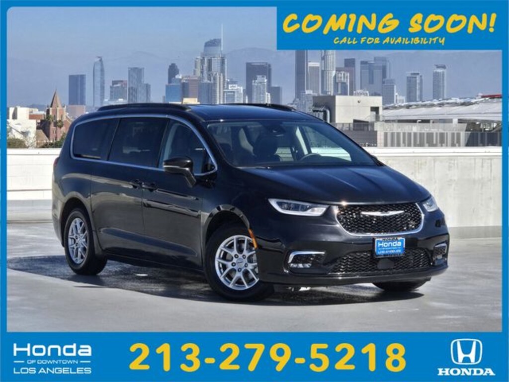 Used 2022 Chrysler Pacifica Touring L Van Passenger Van