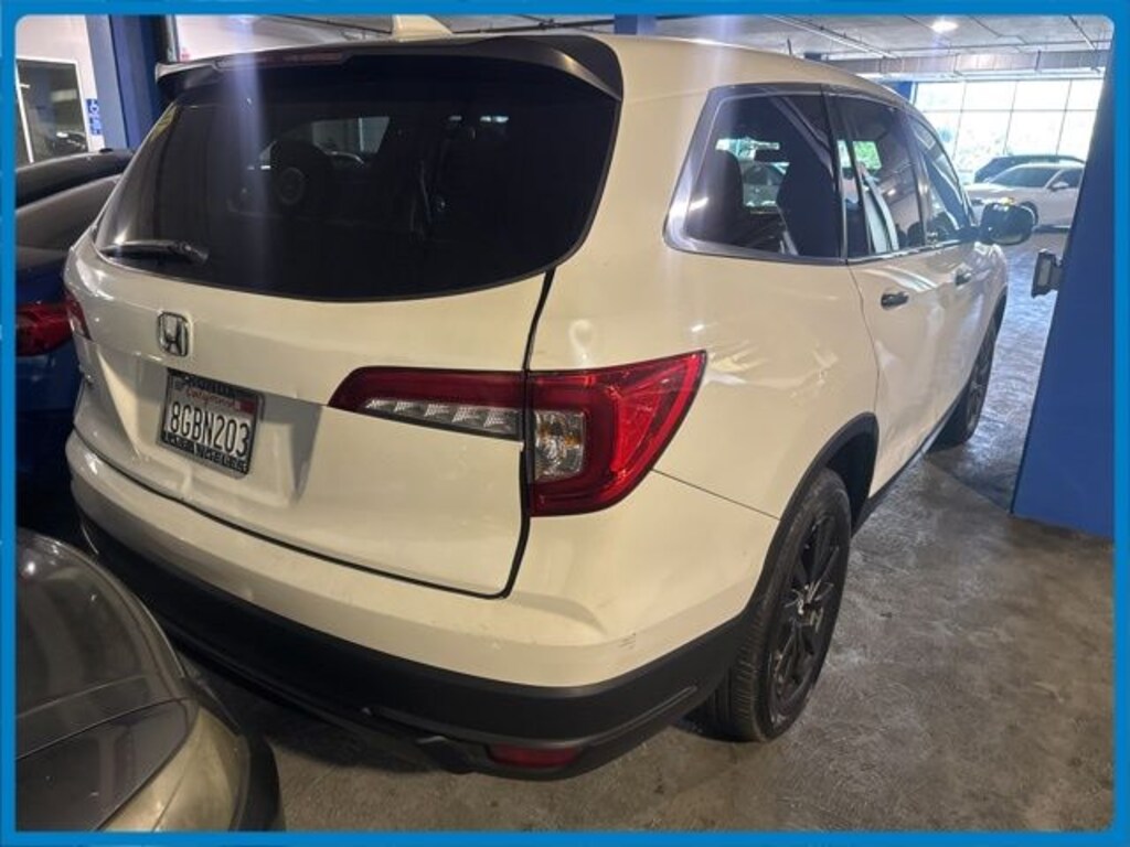 Used 2019 Honda Pilot LX FWD SUV