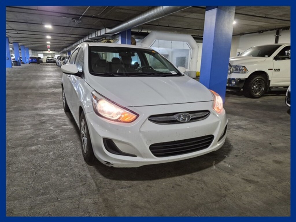 Used 2017 Hyundai Accent SE Sedan