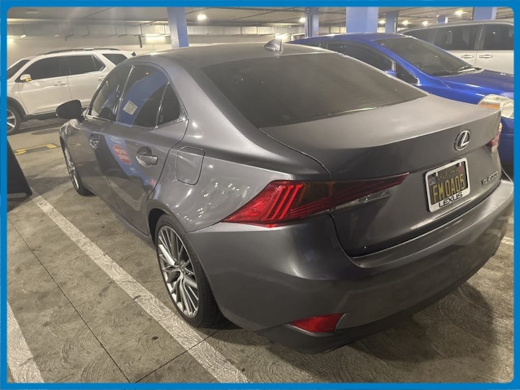 Used 2017 Lexus IS 200t Sedan