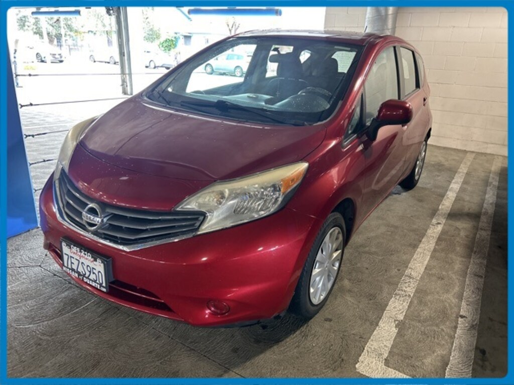Used 2014 Nissan Versa Note SV Hatchback
