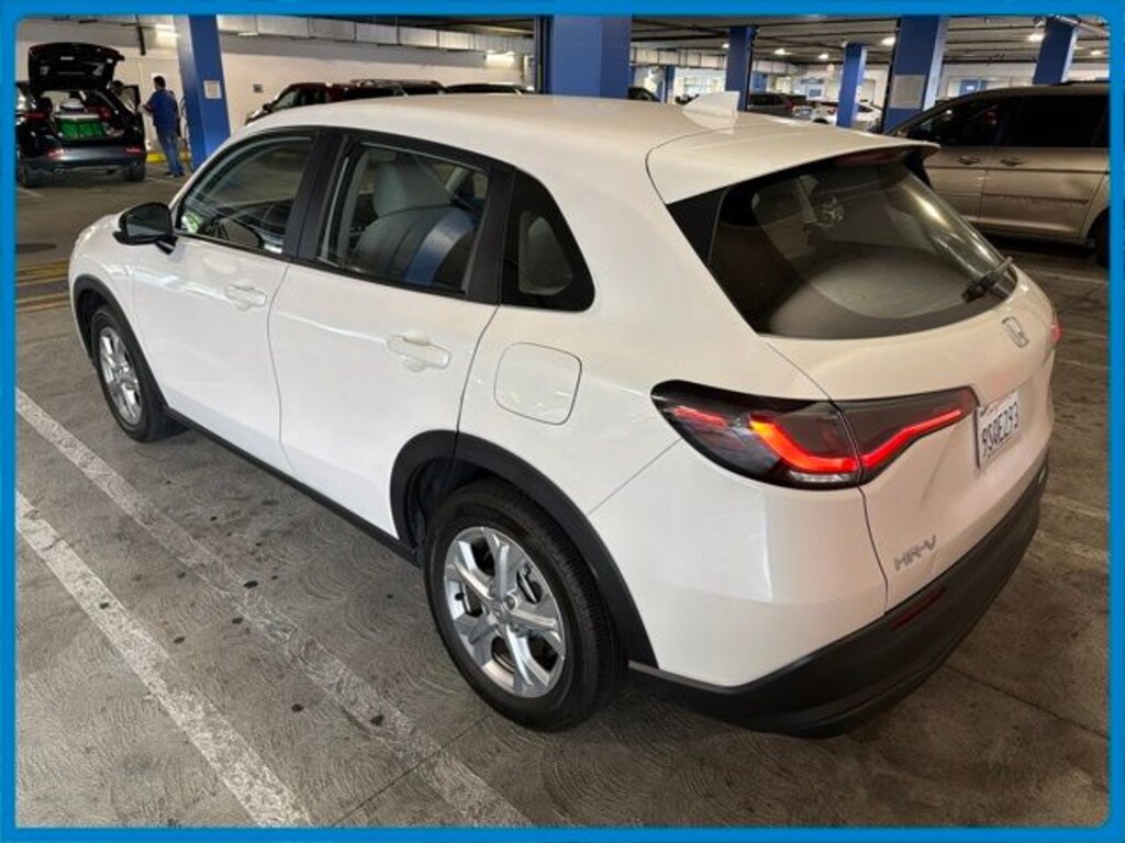 Used 2025 Honda HR-V LX SUV