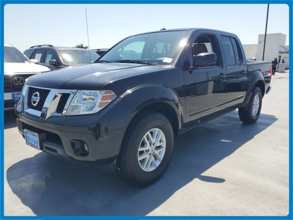 Used 2016 Nissan Frontier SV Truck Crew Cab
