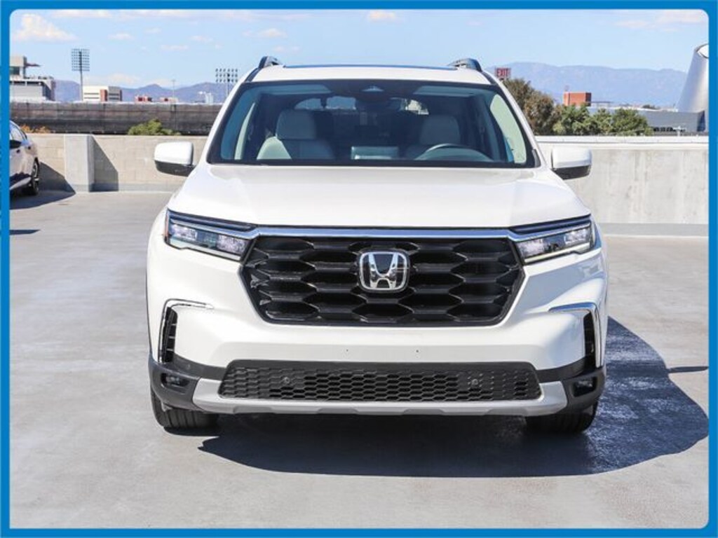 Certified 2023 Honda Pilot Touring SUV