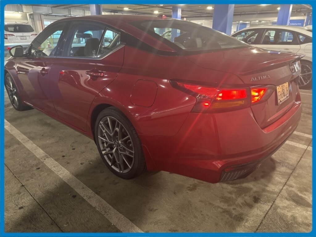 Used 2024 Nissan Altima 2.0 SR Sedan