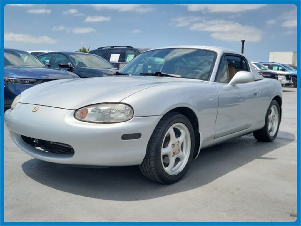 Used 1999 Mazda MX-5 Miata Convertible