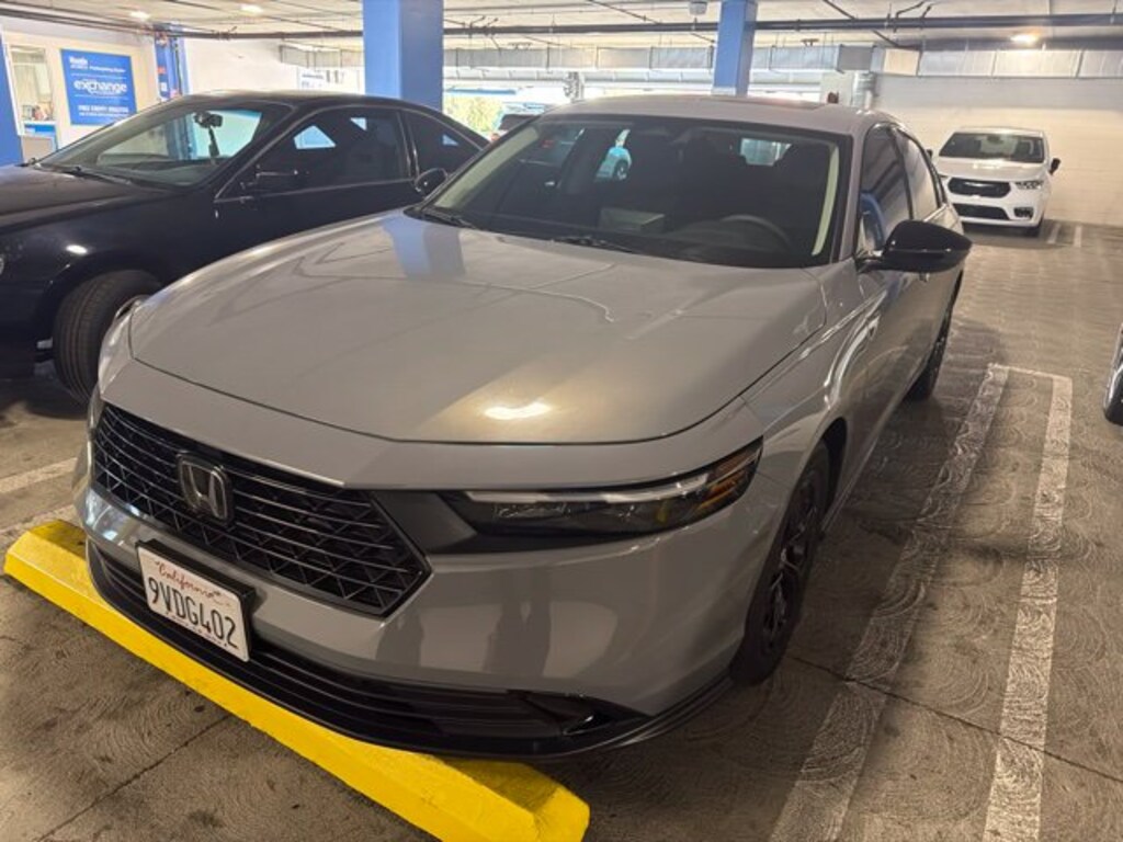 Used 2025 Honda Accord SE Sedan