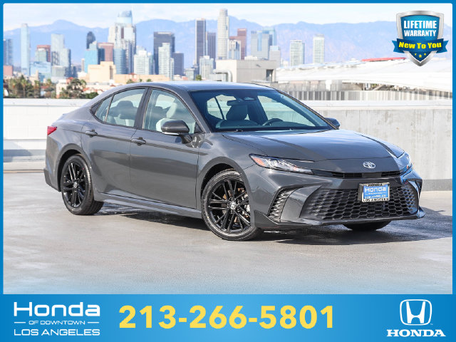 Used 2025 Toyota Camry SE Sedan