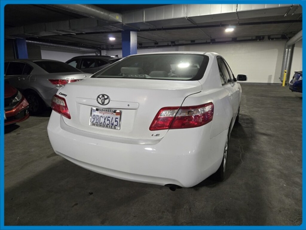 Used 2009 Toyota Camry LE Sedan
