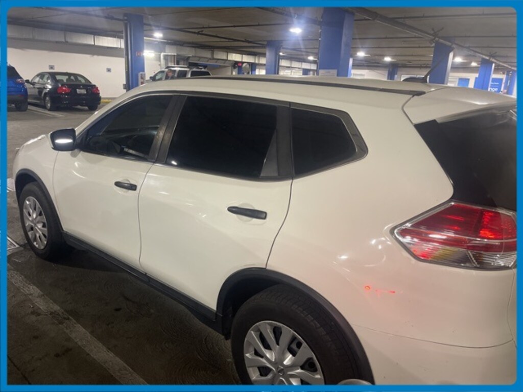 Used 2016 Nissan Rogue S SUV