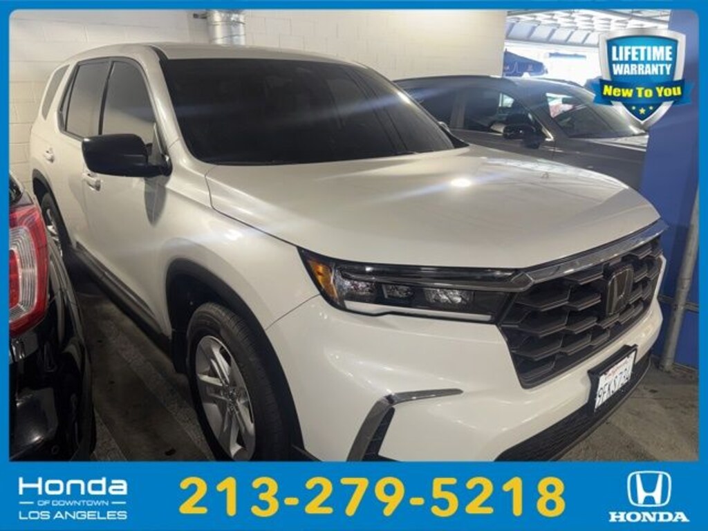 Used 2023 Honda Pilot LX SUV