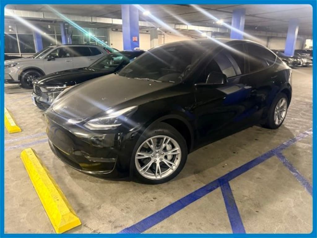 Used 2024 Tesla Model Y Long Range SUV
