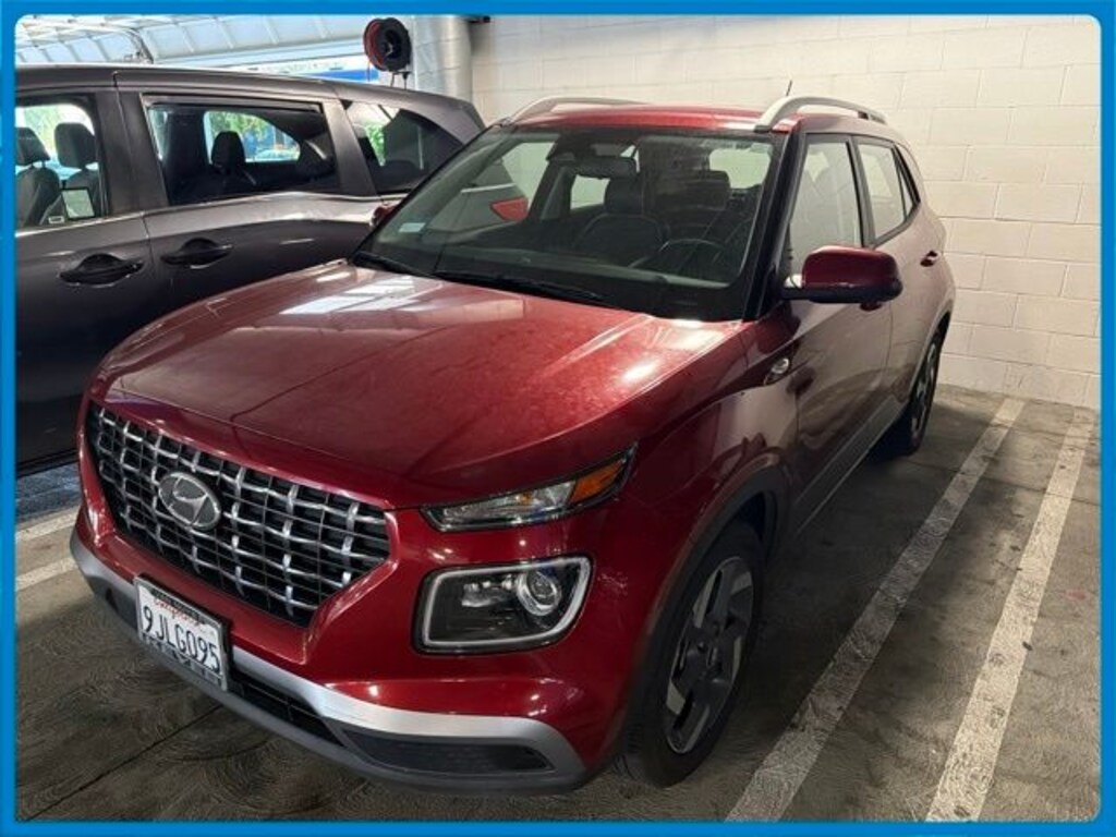 Used 2024 Hyundai Venue SUV
