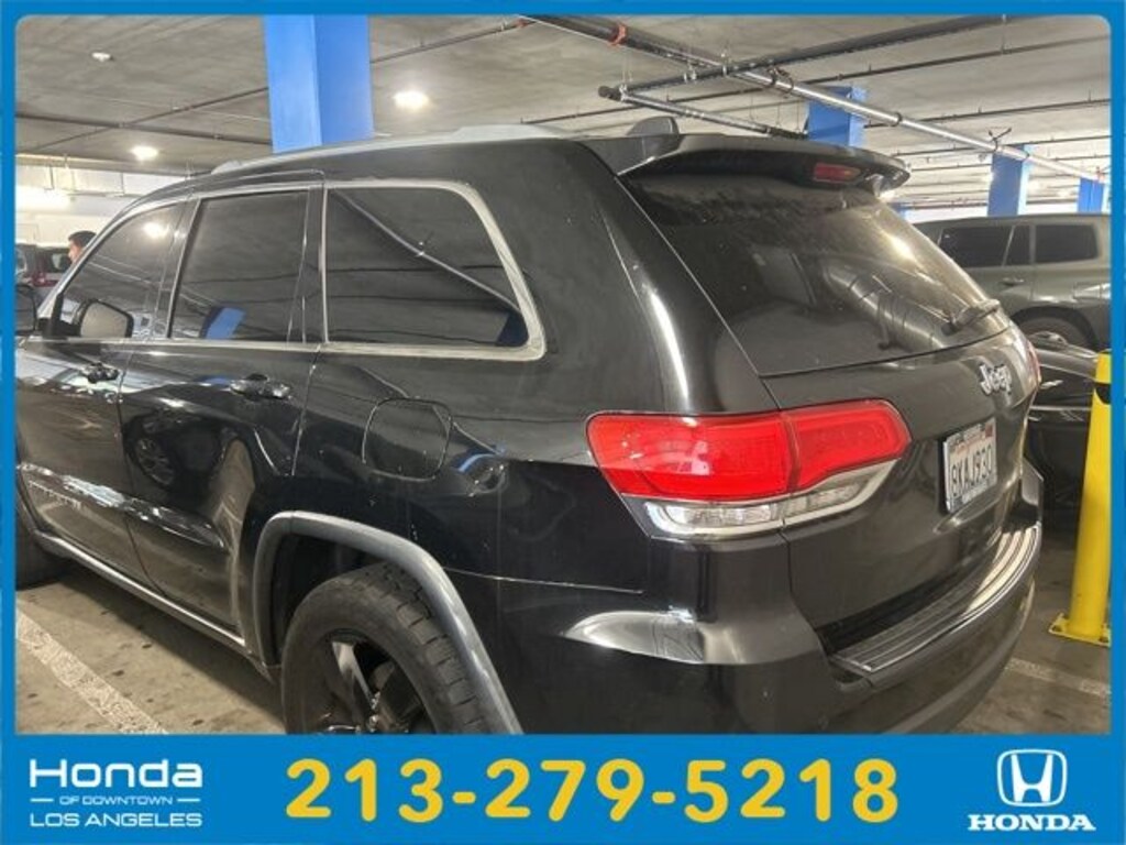 Used 2019 Jeep Grand Cherokee Laredo SUV