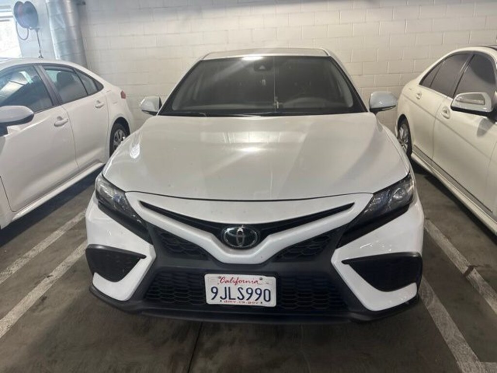 Used 2024 Toyota Camry SE Sedan