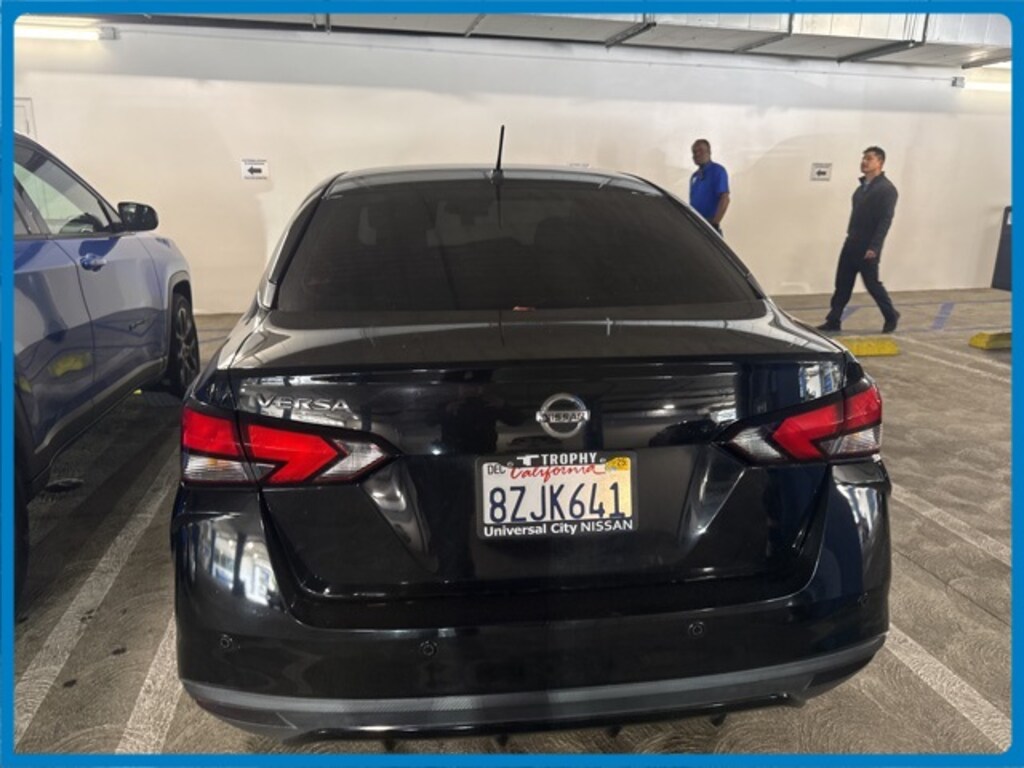 Used 2022 Nissan Versa 1.6 S Sedan