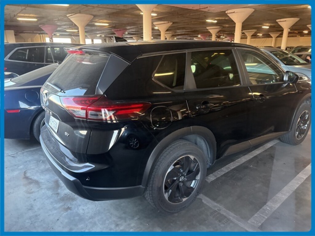 Used 2024 Nissan Rogue SV SUV