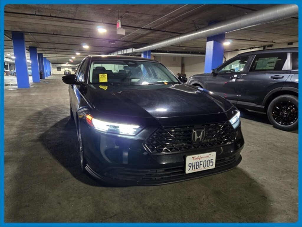 Used 2023 Honda Accord LX Sedan