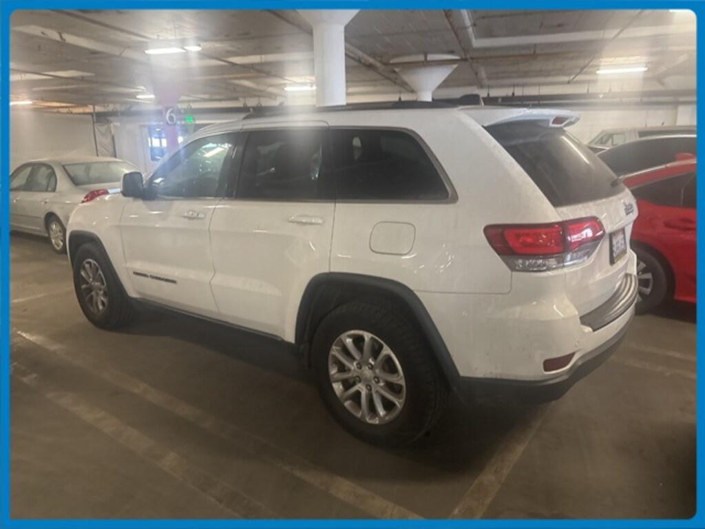 Used 2021 Jeep Grand Cherokee Laredo SUV