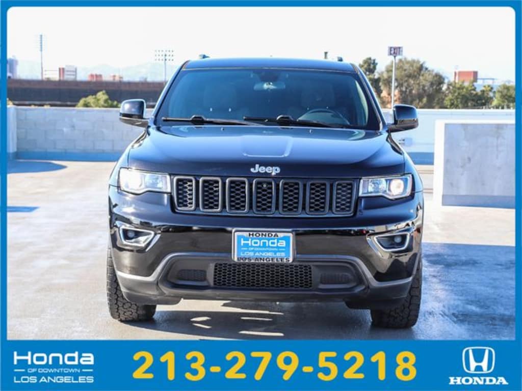 Used 2019 Jeep Grand Cherokee Laredo SUV