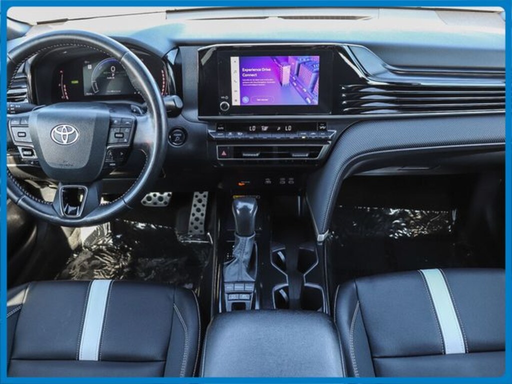 Used 2025 Toyota Camry SE Sedan