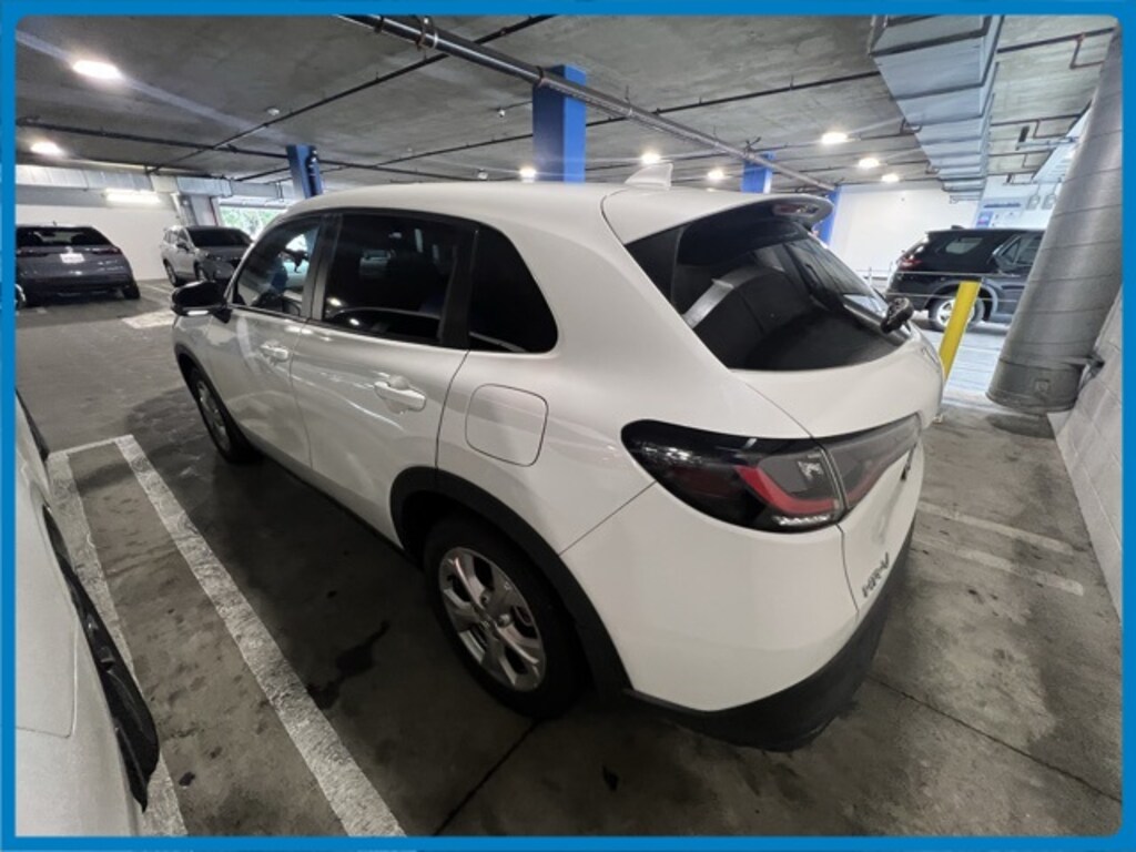 Used 2023 Honda HR-V LX 2WD SUV