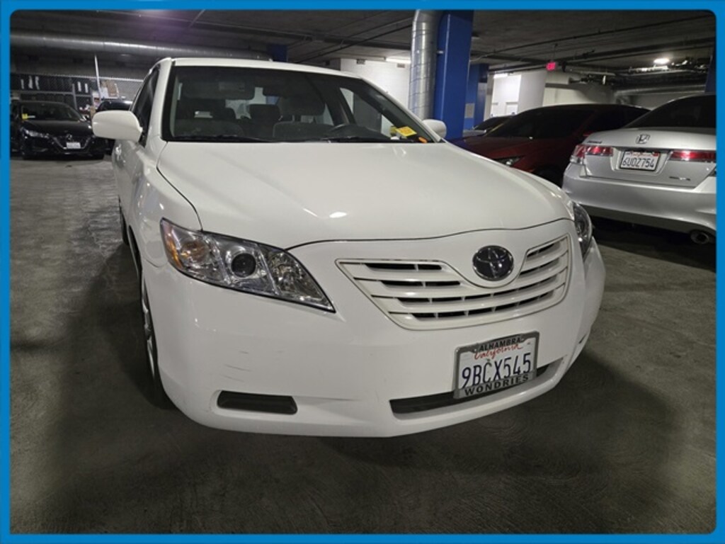 Used 2009 Toyota Camry LE Sedan