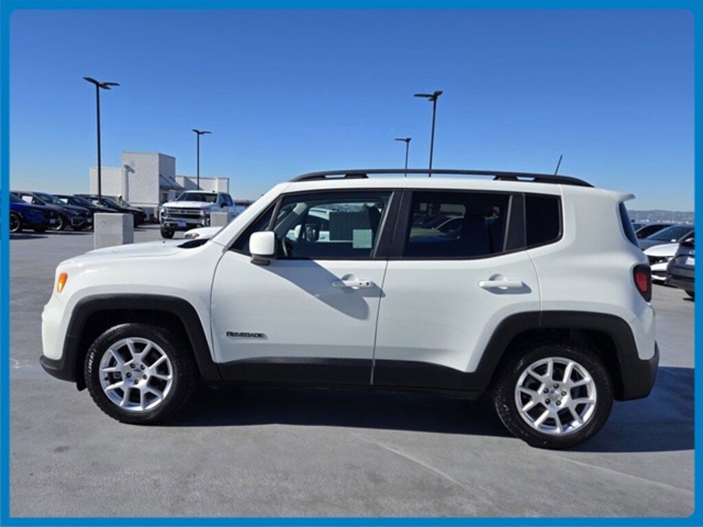Used 2019 Jeep Renegade Latitude FWD SUV