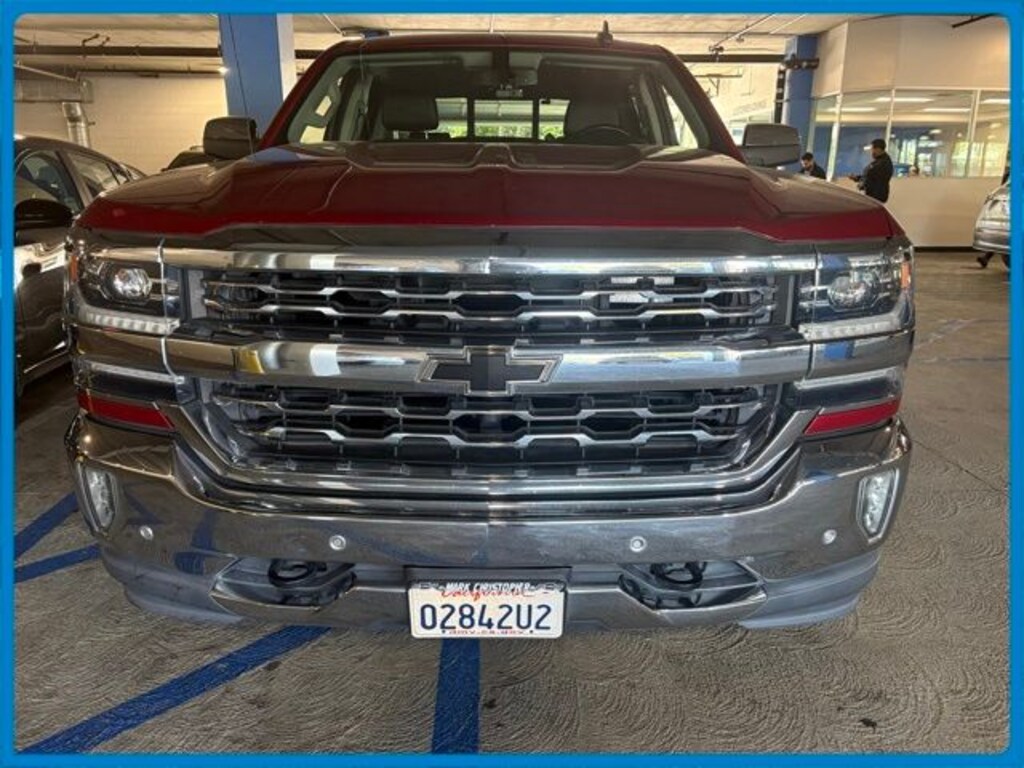 Used 2018 Chevrolet Silverado 1500 LTZ w/1LZ Truck Crew Cab