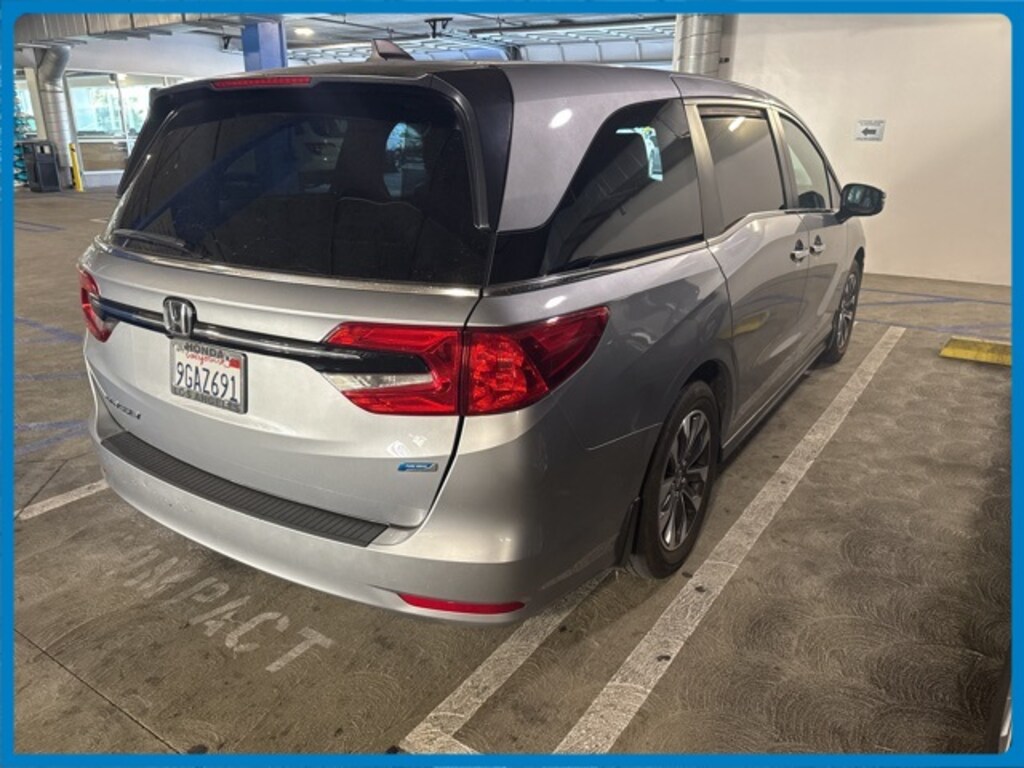 Used 2023 Honda Odyssey EX-L Van