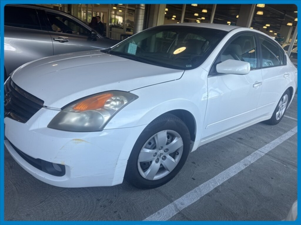 Used 2008 Nissan Altima 2.5 Sedan
