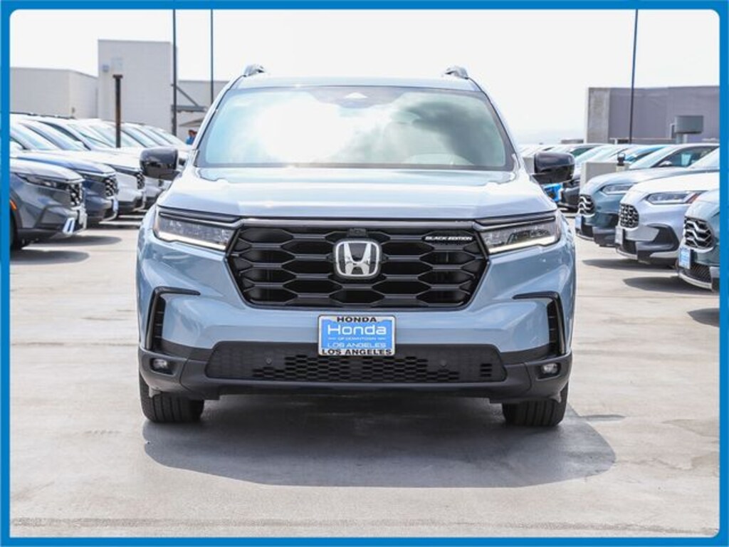 Used 2025 Honda Pilot Black Edition SUV