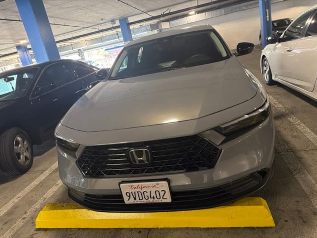 Used 2025 Honda Accord SE Sedan