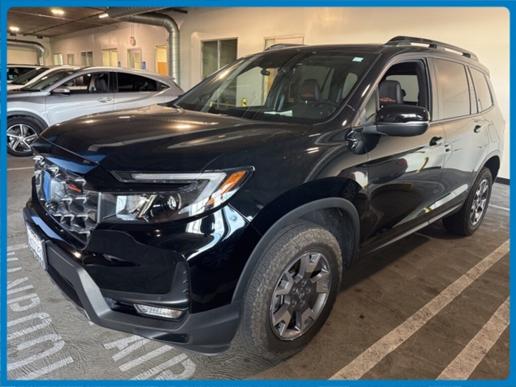 Used 2023 Honda Passport TrailSport SUV