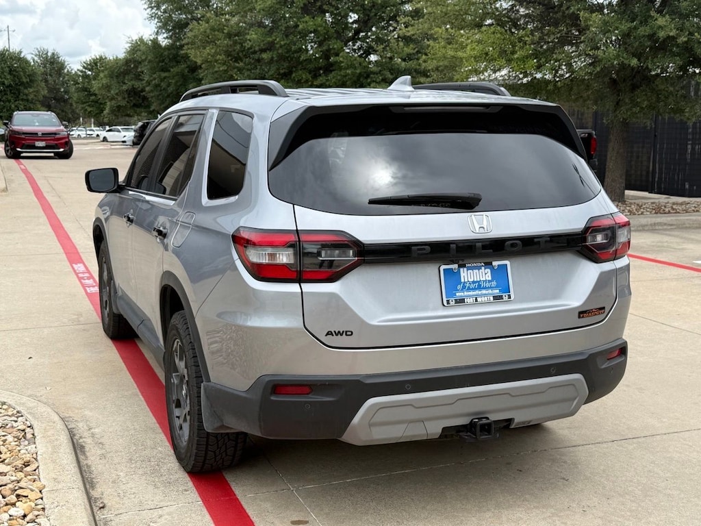 Certified 2025 Honda Pilot TrailSport SUV