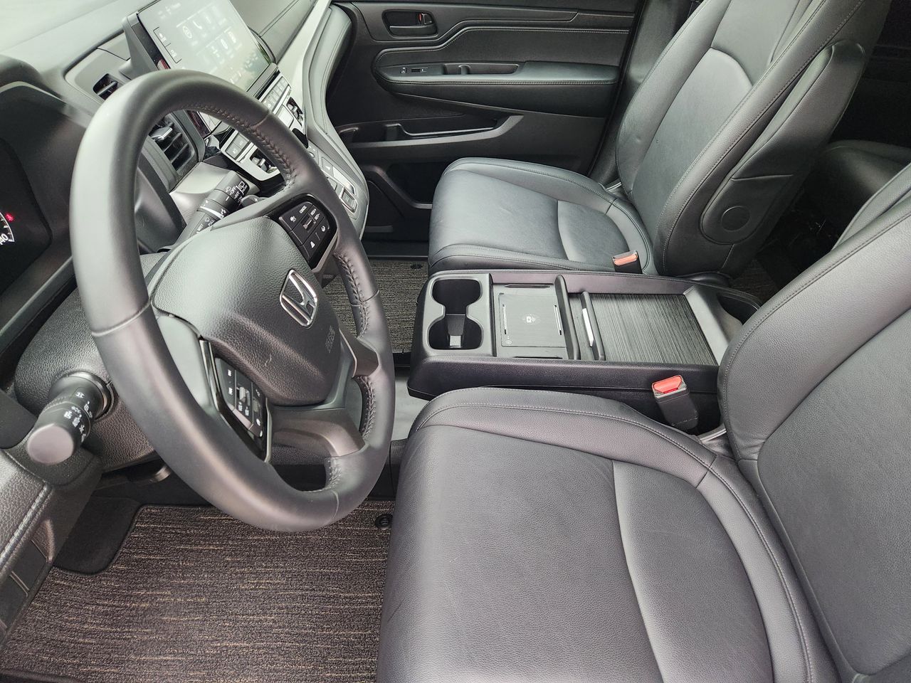2025 Honda Odyssey EX-L - Photo 12