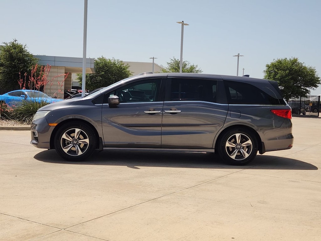 Certified 2018 Honda Odyssey Touring Van